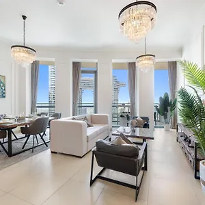 Stylish 2Br In Downtown Dubai With Sea And City Views Apartment