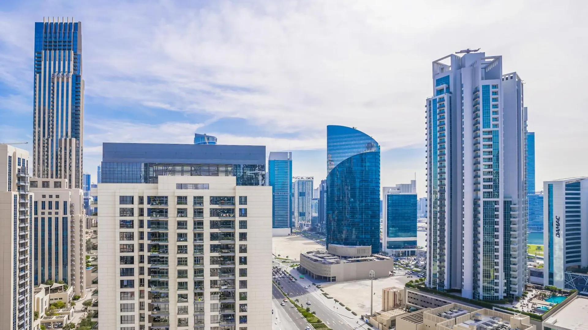 New Arabian - 8 Boulevard Walk Downtown Dubai 2007 Apartment United Arab Emirates