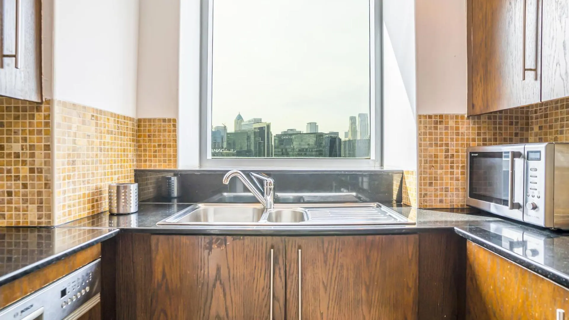 New Arabian - 8 Boulevard Walk Downtown Dubai 2007 Apartment United Arab Emirates