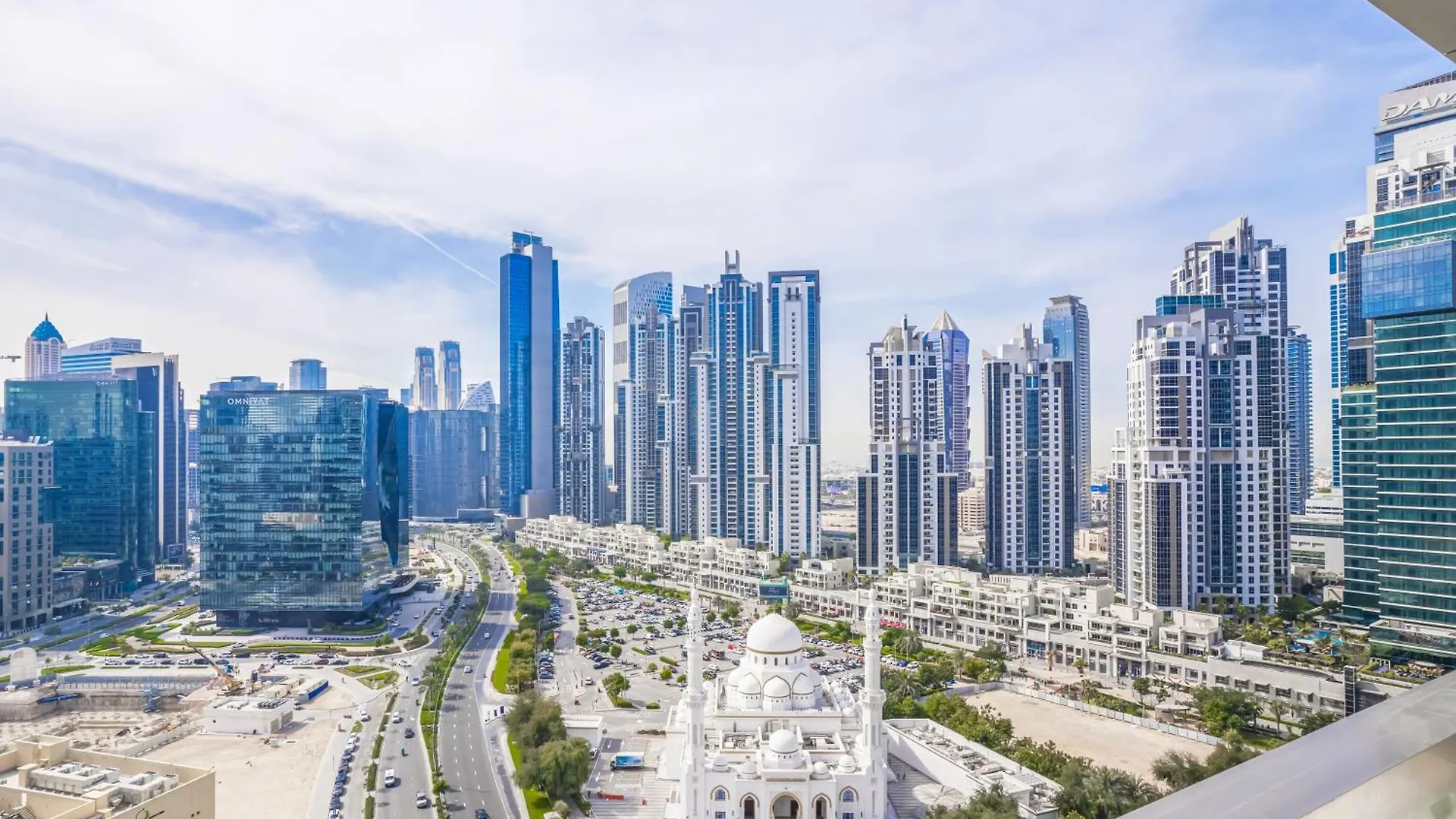 New Arabian - 8 Boulevard Walk Downtown Dubai 2007 Apartment