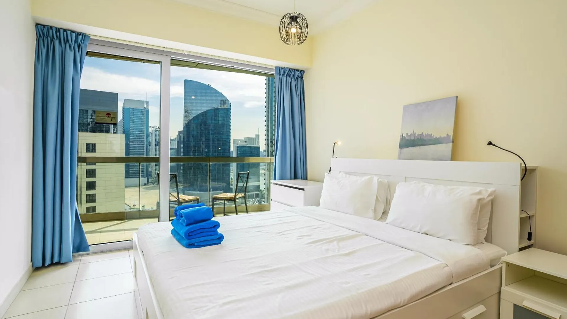 New Arabian - 8 Boulevard Walk Downtown Dubai 2007 Apartment